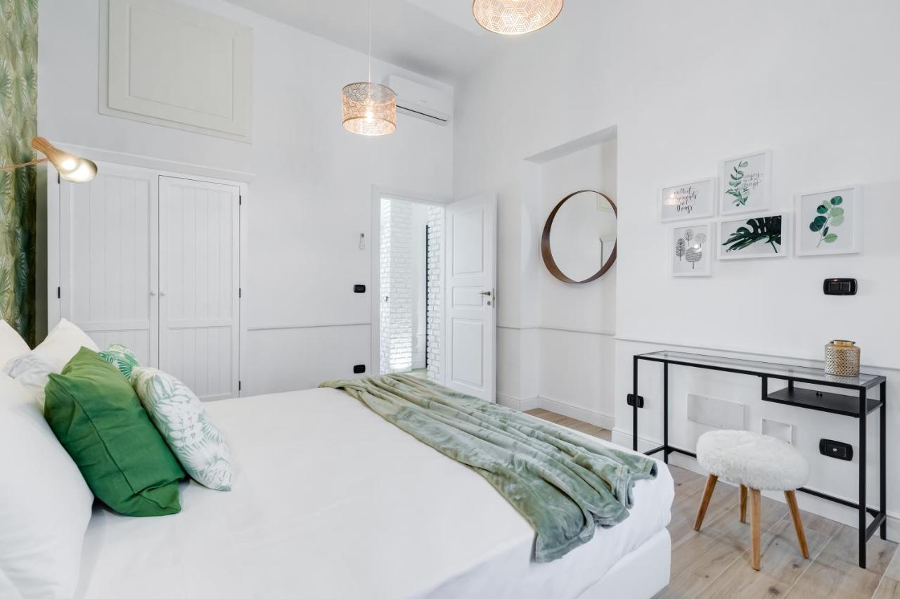 Bmga L Glam Industrial 3-Bed Apartment In Termini Roma Exterior foto