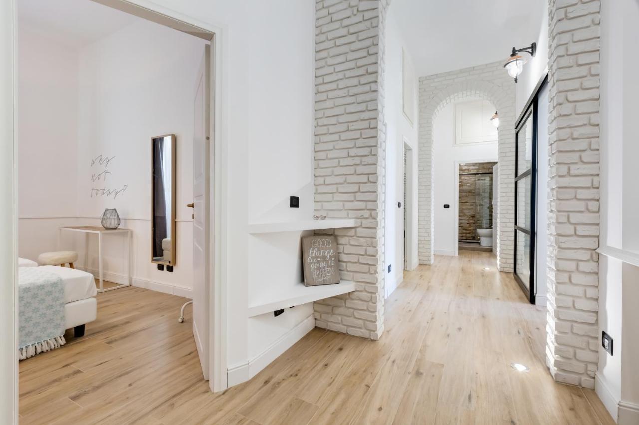 Bmga L Glam Industrial 3-Bed Apartment In Termini Roma Exterior foto