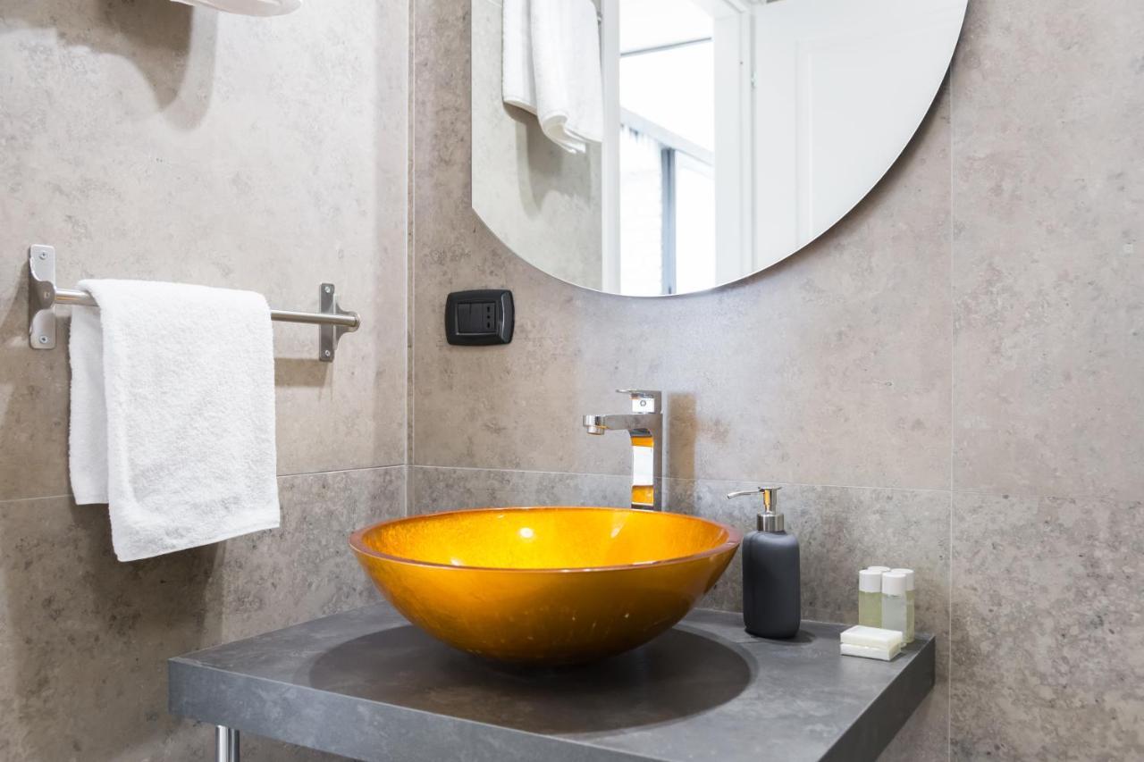 Bmga L Glam Industrial 3-Bed Apartment In Termini Roma Exterior foto